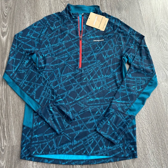 Patagonia men’s All weather zip neck pullover